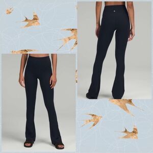 Lululemon Align High-Rise Mini-Flared Pant 32" size 2 True Navy blue